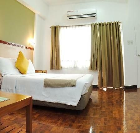 Bsa Tower Serviced Residences Makati City Extérieur photo