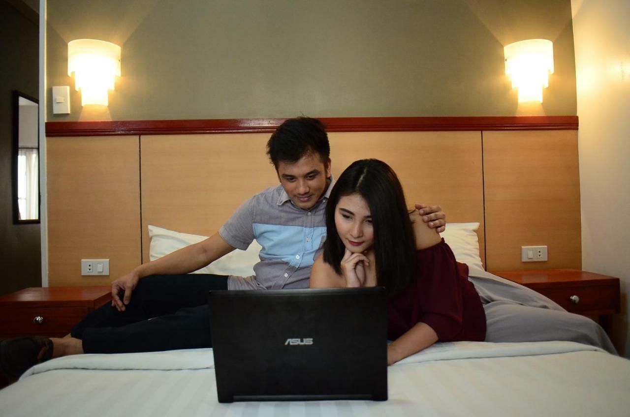 Bsa Tower Serviced Residences Makati City Extérieur photo